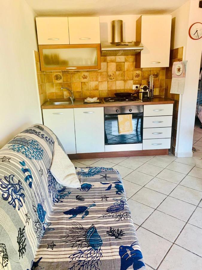 Appartamento I Geranei Centro سان تيودورو المظهر الخارجي الصورة