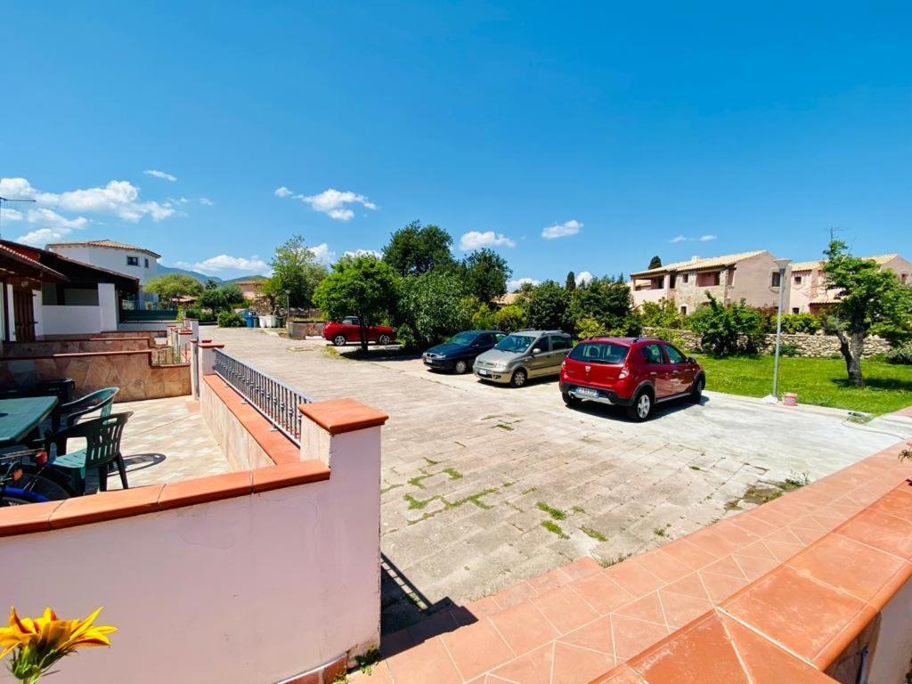 Appartamento I Geranei Centro سان تيودورو المظهر الخارجي الصورة