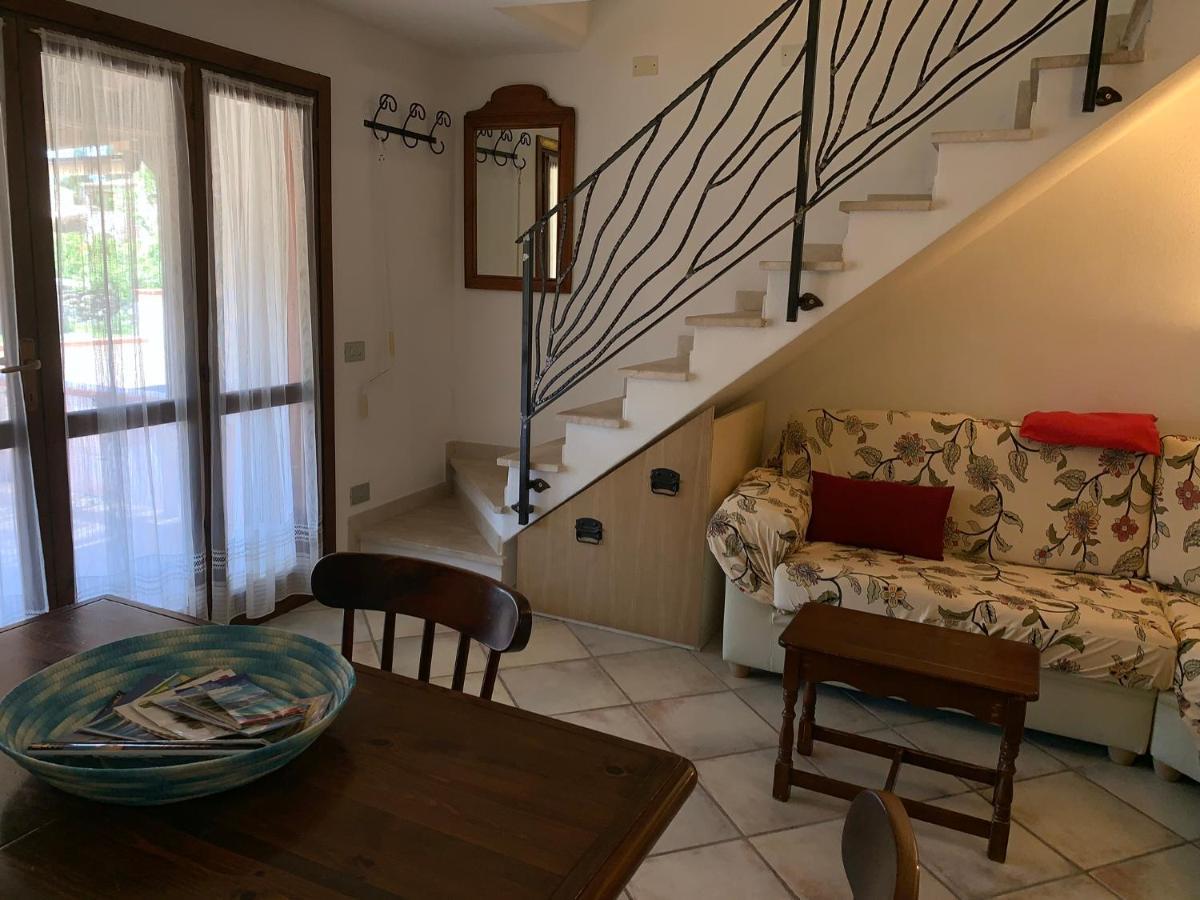 Appartamento I Geranei Centro سان تيودورو المظهر الخارجي الصورة